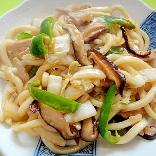 白菜と椎茸豚肉の焼きうどん